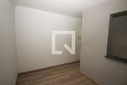 Sala de apartamento à venda com 3 quartos, 65m² em Nonoai, Porto Alegre