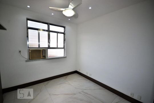 Quarto 2 de apartamento para alugar com 2 quartos, 85m² em Glória, Rio de Janeiro