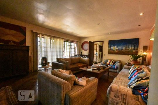 Sala de casa para alugar com 5 quartos, 680m² em Interlagos, São Paulo