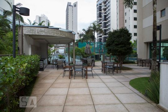 Área comum de apartamento para alugar com 5 quartos, 420m² em Vila da Serra, Nova Lima