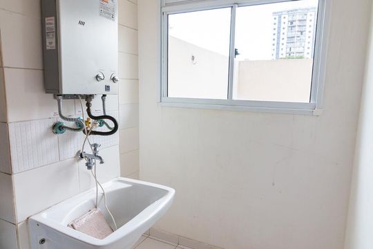 Área de serviço de apartamento para alugar com 3 quartos, 96m² em Vila Rosália, Guarulhos