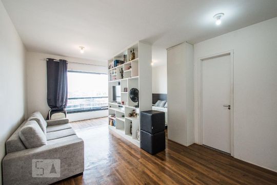 Kitnet/Studio para alugar com 1 quarto, 39m² em Cambuci, São Paulo