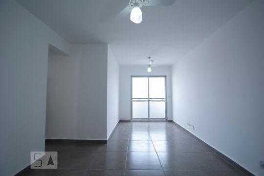 Apartamento para alugar com 3 quartos, 89m² em Vila Amélia, São Paulo