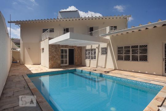 Casa à venda com 4 quartos, 300m² em Jardim Santa Marcelina, Campinas