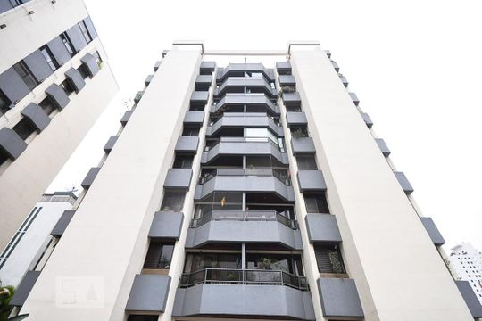Fachada de apartamento para alugar com 2 quartos, 70m² em Real Parque, São Paulo