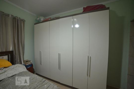 Quarto 1 - Armários de casa à venda com 2 quartos, 120m² em Vila Gumercindo, São Paulo