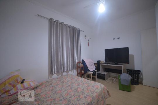 Quarto 2 de casa à venda com 2 quartos, 120m² em Vila Gumercindo, São Paulo