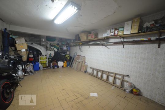 Garagem de casa para alugar com 2 quartos, 120m² em Vila Gumercindo, São Paulo