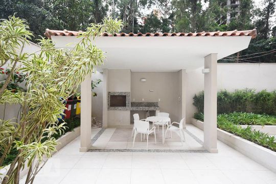 Churrasqueira de apartamento para alugar com 2 quartos, 42m² em Jardim Parque Morumbi, São Paulo