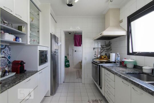 Cozinha de apartamento à venda com 4 quartos, 225m² em Santana, São Paulo