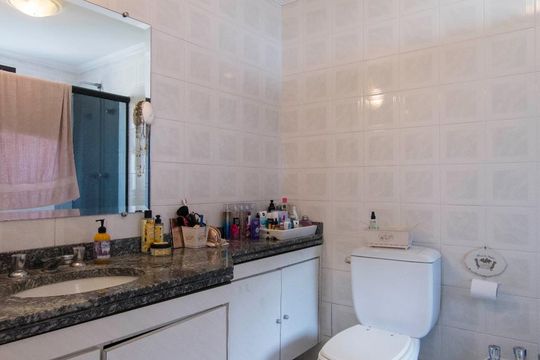 Banheiro Suíte 2 de apartamento à venda com 4 quartos, 225m² em Santana, São Paulo