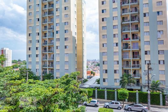 Vista do Quarto 1 de apartamento para alugar com 2 quartos, 60m² em Vila Ivone, São Paulo
