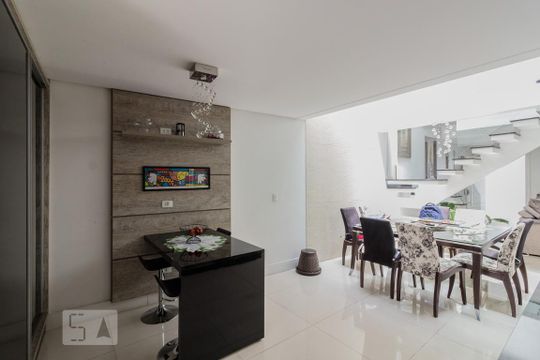 Cozinha de casa à venda com 3 quartos, 255m² em Silveira, Santo André