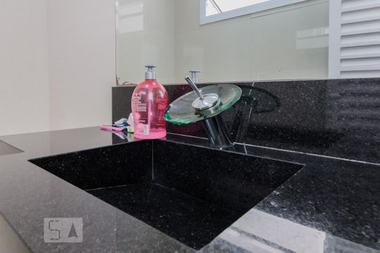 Lavabo de casa à venda com 3 quartos, 255m² em Silveira, Santo André