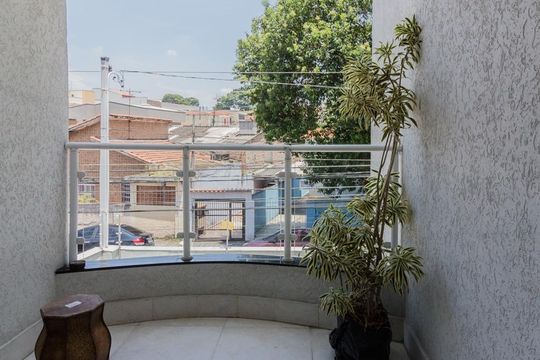 Varanda de casa à venda com 3 quartos, 255m² em Silveira, Santo André