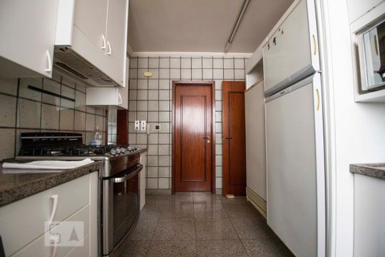 cozinha de apartamento à venda com 4 quartos, 300m² em Jardim Proença, Campinas