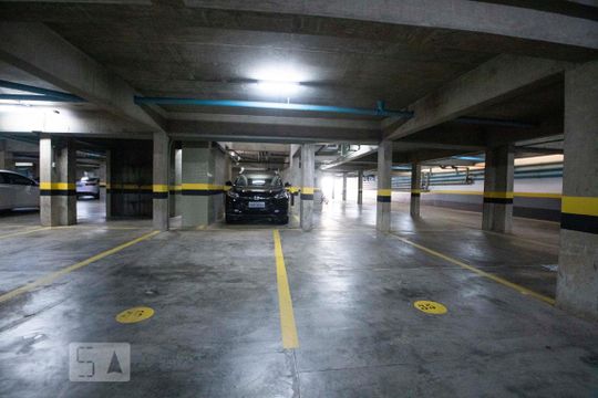 garagem de apartamento à venda com 4 quartos, 300m² em Jardim Proença, Campinas