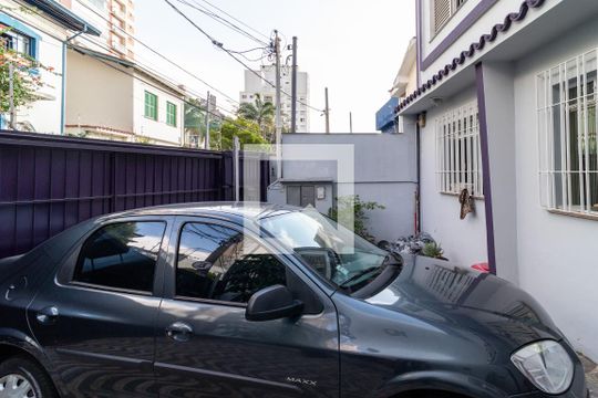 Garagem de casa para alugar com 5 quartos, 250m² em Perdizes, São Paulo