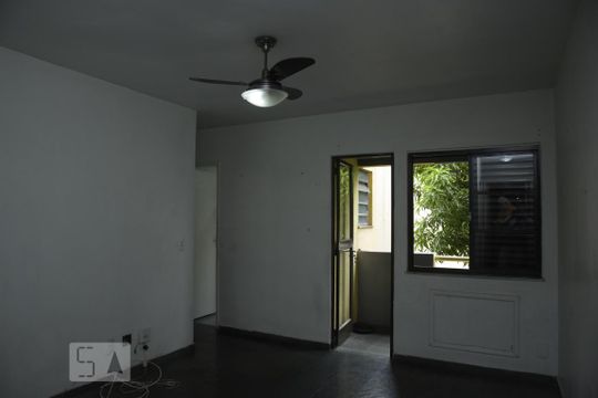 Sala de apartamento à venda com 2 quartos, 60m² em Taquara, Rio de Janeiro