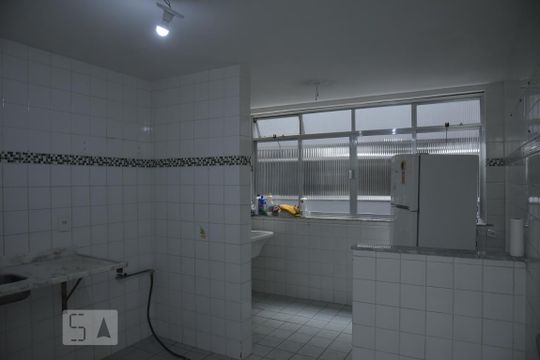 Cozinha de apartamento à venda com 2 quartos, 60m² em Taquara, Rio de Janeiro