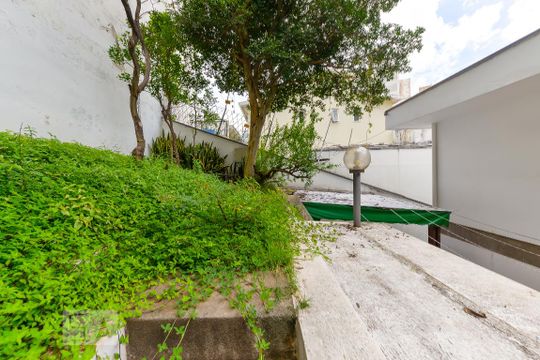 Quintal de casa à venda com 4 quartos, 274m² em Sumaré, São Paulo