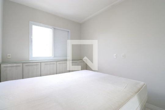 Quarto 2 de apartamento para alugar com 2 quartos, 60m² em Vila Romana, São Paulo
