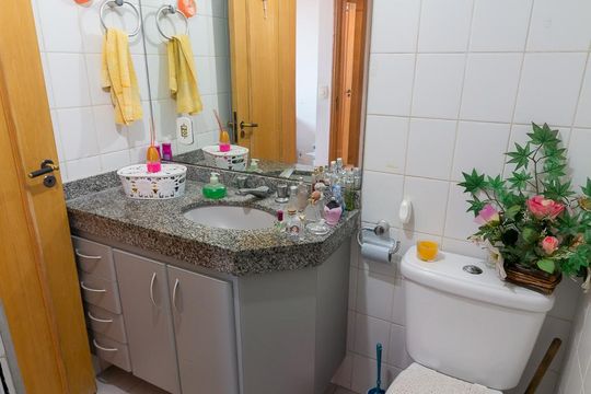 Banheiro quarto 3 suíte de apartamento à venda com 3 quartos, 90m² em Bom Clima, Guarulhos