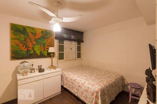 Quarto 1 de casa para alugar com 4 quartos, 220m² em Jardim Prudência, São Paulo