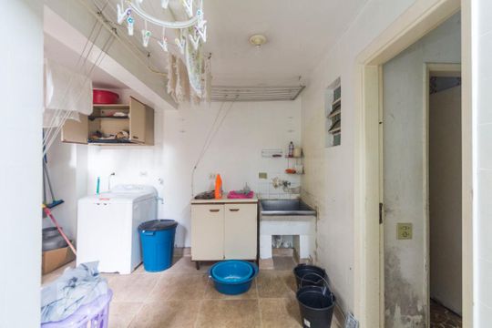 Área de Serviço de casa para alugar com 4 quartos, 220m² em Jardim Prudência, São Paulo