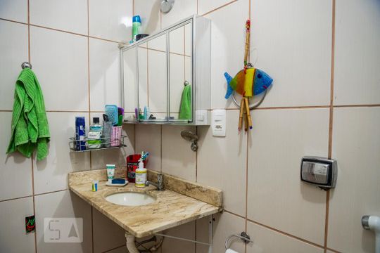 Banheiro de apartamento à venda com 2 quartos, 95m² em Copacabana , Rio de Janeiro