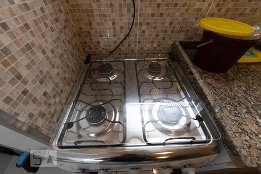 Fogão de kitnet/studio para alugar com 1 quarto, 32m² em Vila Prudente, São Paulo