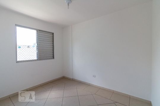 Quarto 2 de apartamento para alugar com 2 quartos, 52m² em Jardim Vila Galvão, Guarulhos