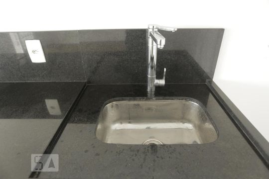 Cozinha de kitnet/studio para alugar com 1 quarto, 34m² em Santa Cecilia, São Paulo