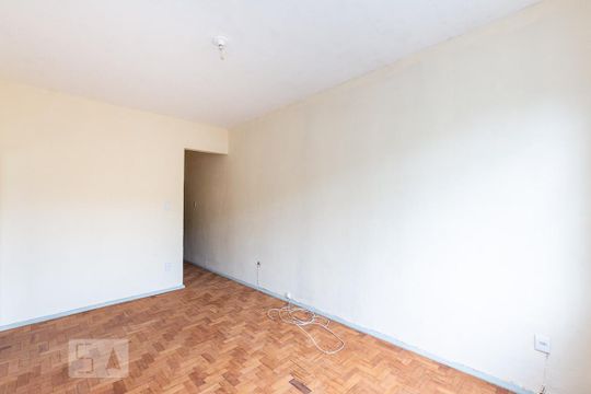 Sala de apartamento para alugar com 2 quartos, 40m² em Fonseca, Niterói