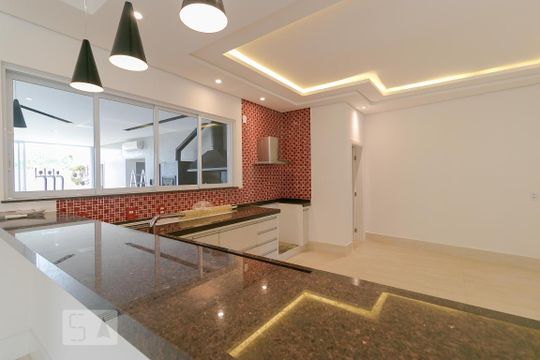 Cozinha de casa de condomínio à venda com 3 quartos, 472m² em Vila Hollândia, Campinas