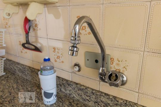 Cozinha de apartamento para alugar com 1 quarto, 45m² em Mirandópolis, São Paulo