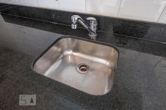 Cozinha de apartamento para alugar com 2 quartos, 60m² em Paraíso, São Paulo
