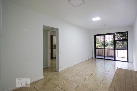 Apartamento para alugar com 2 quartos, 91m² em Recreio dos Bandeirantes, Rio de Janeiro