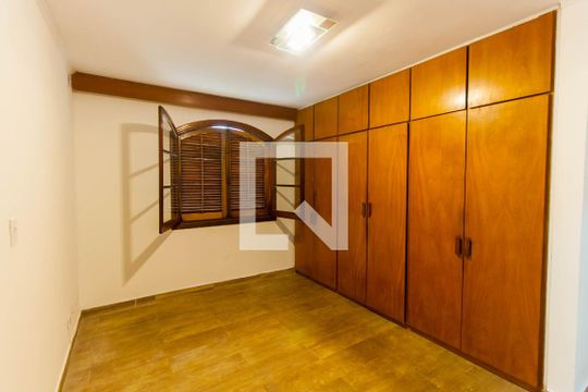 Suíte de casa à venda com 4 quartos, 300m² em Parque da Vila Prudente, São Paulo