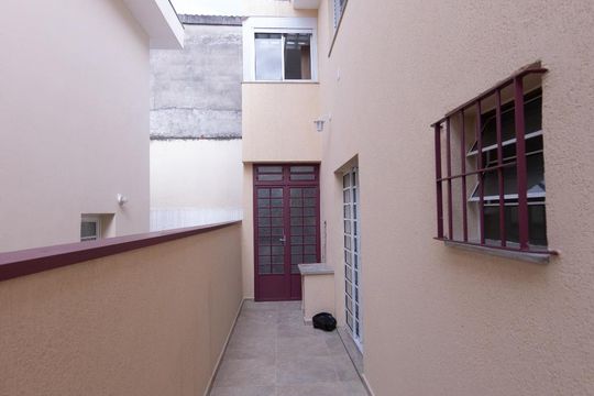 Corredor de casa para alugar com 3 quartos, 162m² em Chácara Belenzinho, São Paulo