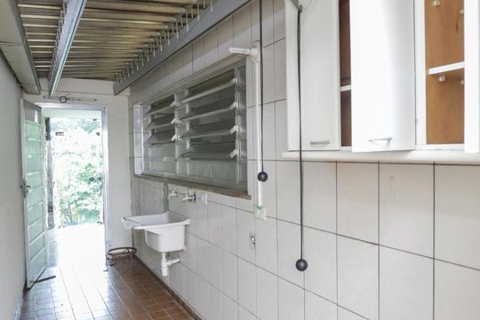 Área de Serviço de casa para alugar com 3 quartos, 300m² em Vila Madalena, São Paulo