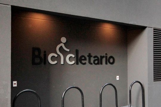 Bicicletário de kitnet/studio para alugar com 1 quarto, 30m² em República, São Paulo