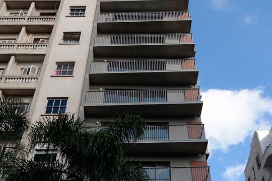 Fachada de kitnet/studio para alugar com 1 quarto, 30m² em República, São Paulo