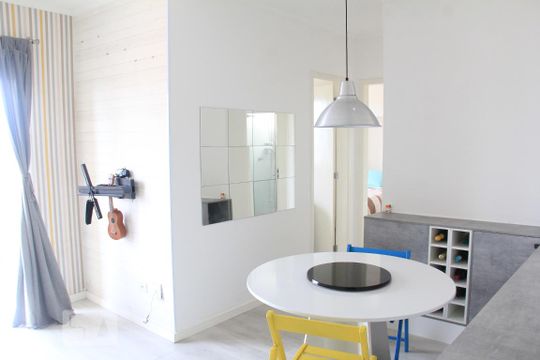 Sala de apartamento à venda com 2 quartos, 51m² em Jardim Roma, Jundiaí