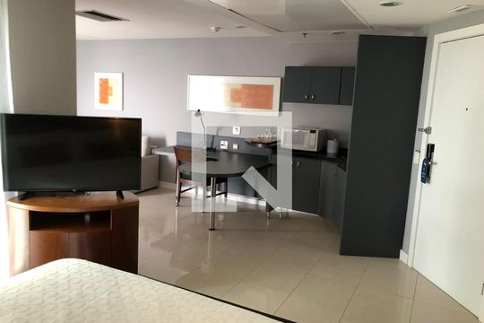 Apartamento à venda com 1 quarto, 60m² em Barra da Tijuca, Rio de Janeiro