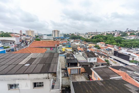Vista  de apartamento à venda com 2 quartos, 52m² em Rio Pequeno, São Paulo