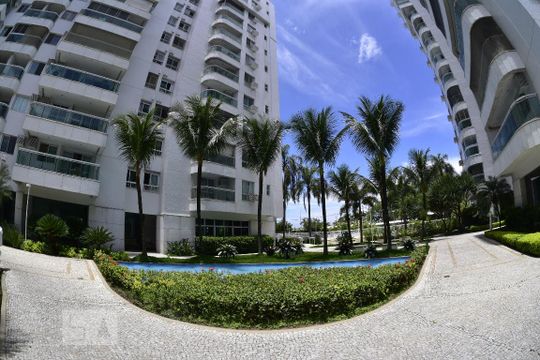 Fachada do bloco de apartamento para alugar com 3 quartos, 119m² em Jacarepaguá, Rio de Janeiro
