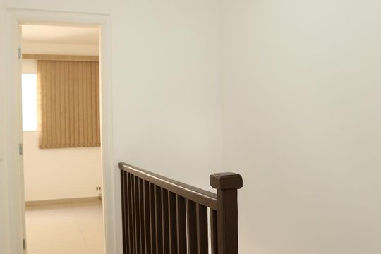 Corredor de casa para alugar com 2 quartos, 120m² em Parque Santos Dumont, Taboão da Serra