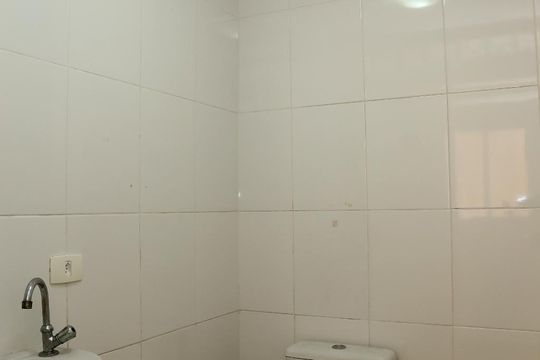 Lavabo de casa para alugar com 2 quartos, 120m² em Parque Santos Dumont, Taboão da Serra
