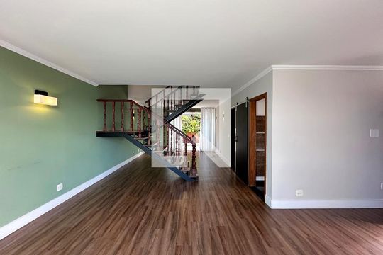 Sala de casa para alugar com 3 quartos, 191m² em Jardim Santo Amaro, São Paulo